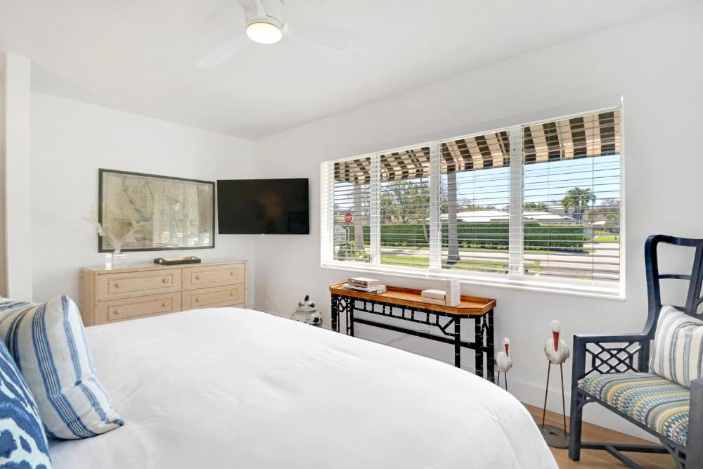 King Suite interior